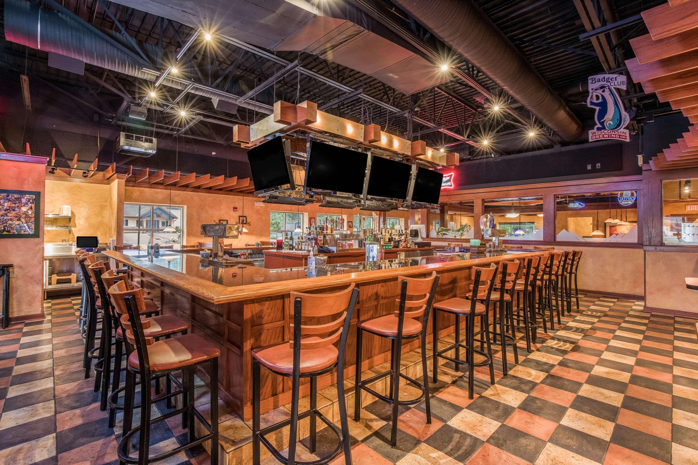 Americinn & Suites By Wyndham Baraboo Event Center Bagian luar foto
